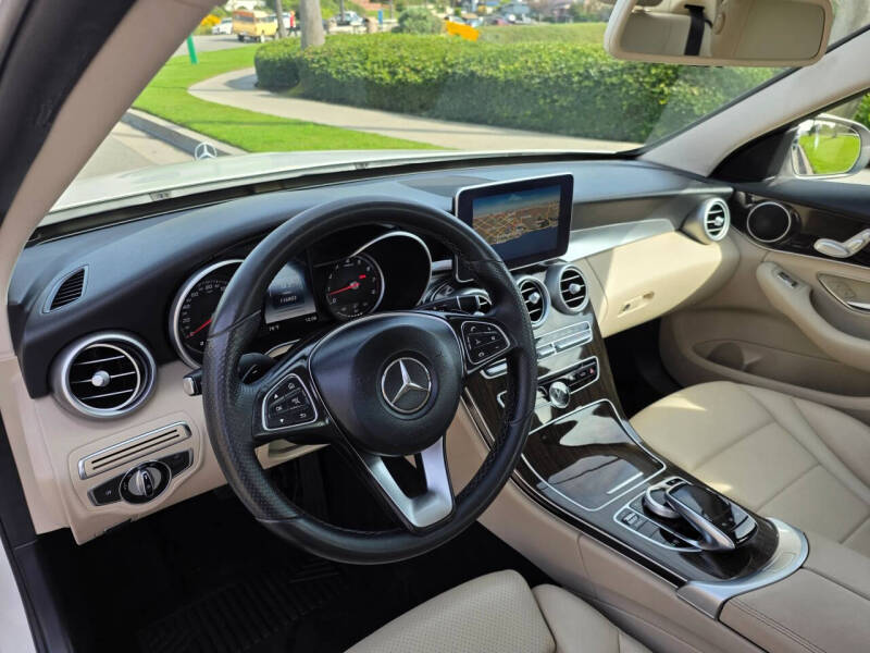 2016 Mercedes-Benz C-Class