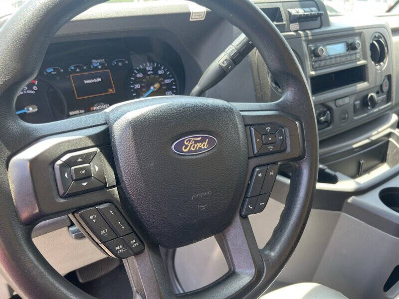 2022 Ford E-Series