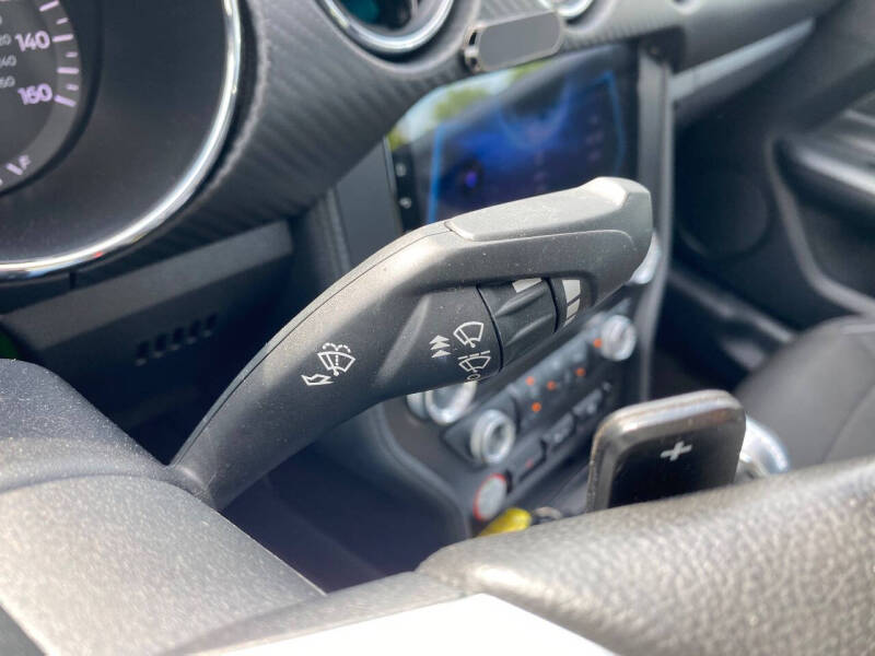 2016 Ford Mustang V6