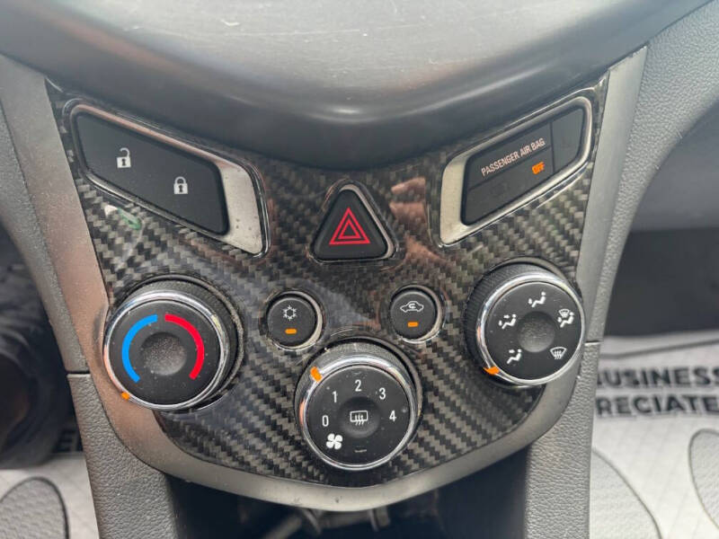 2015 Chevrolet Sonic LT Auto