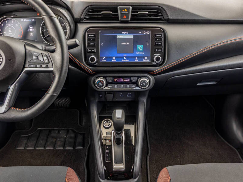 2024 Nissan Versa SR