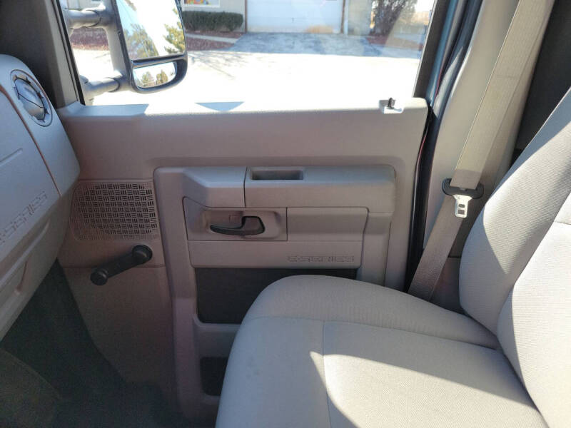 2014 Ford E-Series E-350 SD