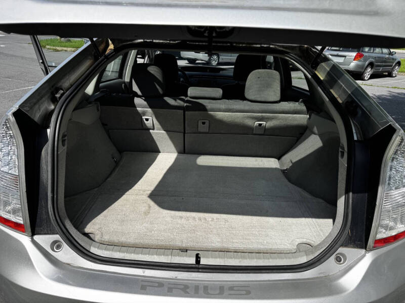 2010 Toyota Prius III