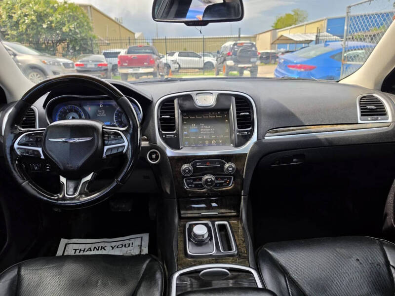 2016 Chrysler 300 C