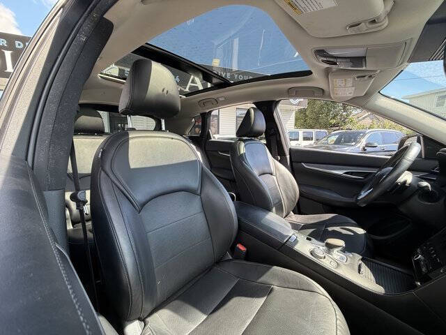 2022 Infiniti QX50 Luxe