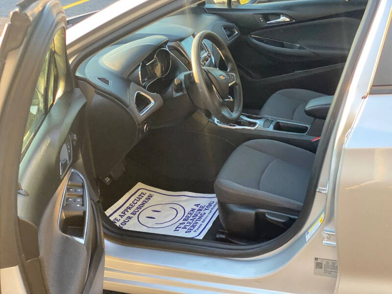 2019 Chevrolet Cruze LS