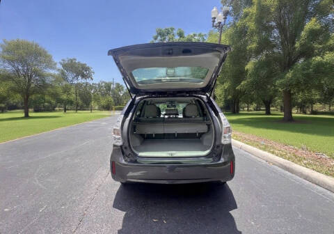 2012 Toyota Prius v Three