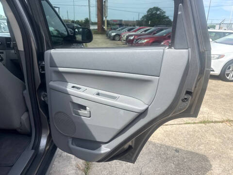 2007 Jeep Grand Cherokee Laredo