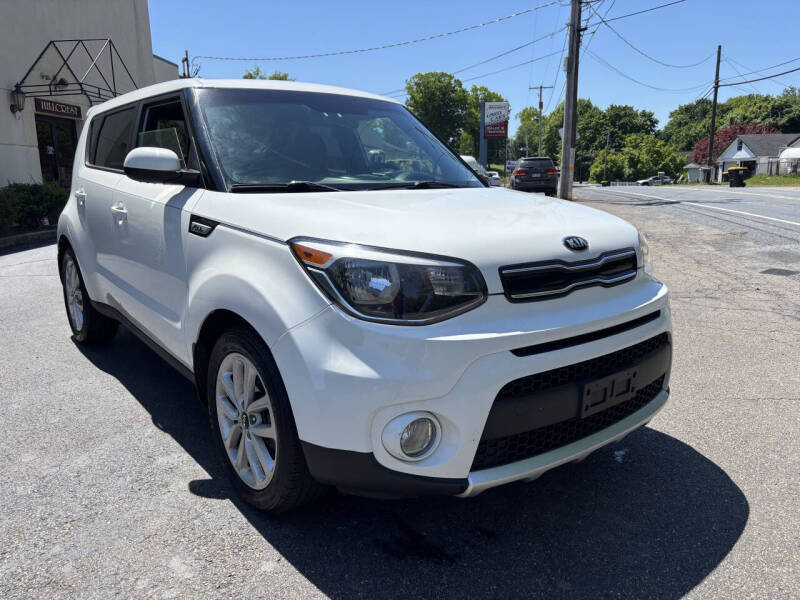 2017 Kia Soul +