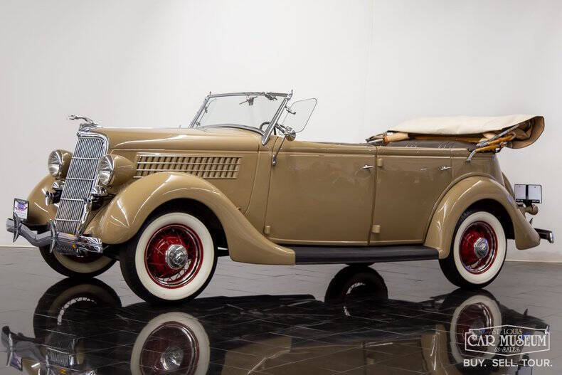 1935 Ford Model 48