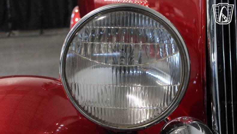 1933 Ford Tudor