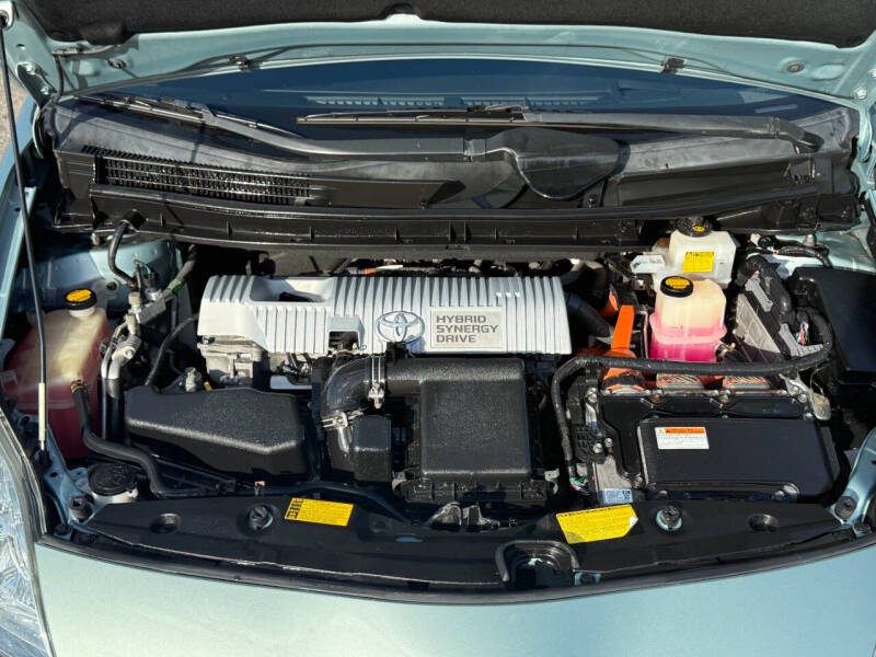 2013 Toyota Prius Four