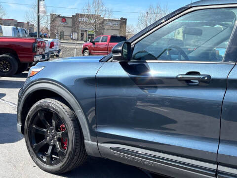 2022 Ford Explorer ST