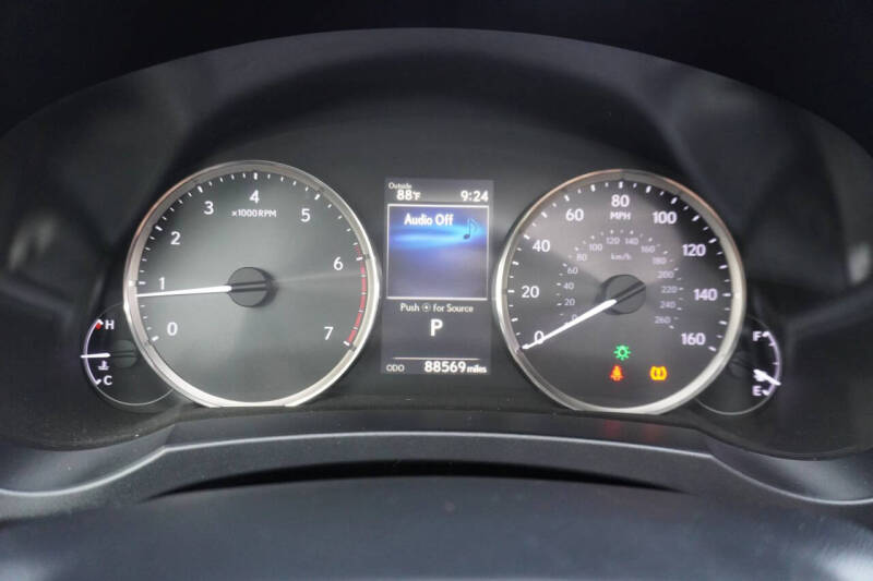 2017 Lexus IS 200t