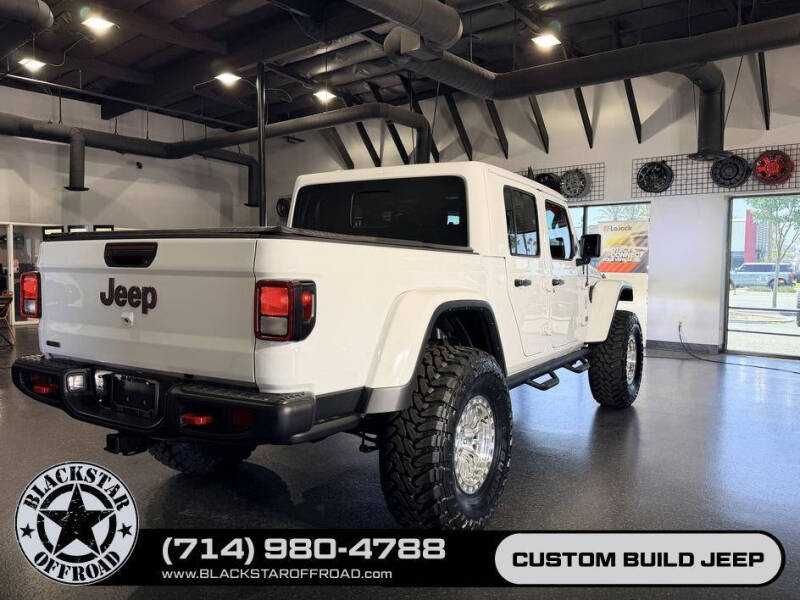 2023 Jeep Gladiator