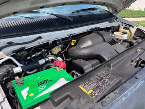 2010 Ford E-Series E-250