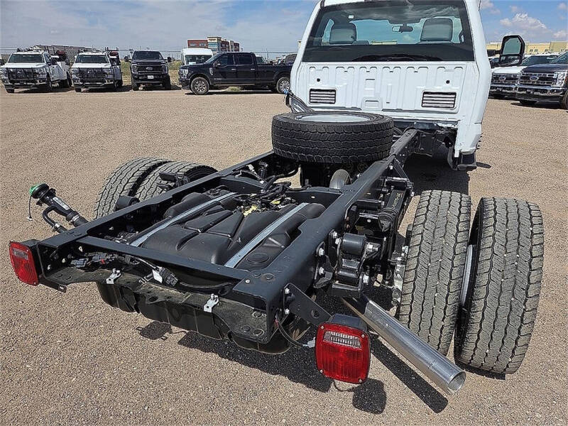 2025 Ford F-600 Super Duty