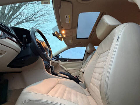 2013 Volkswagen Passat TDI SEL Premium