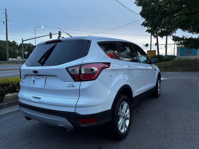 2017 Ford Escape SE