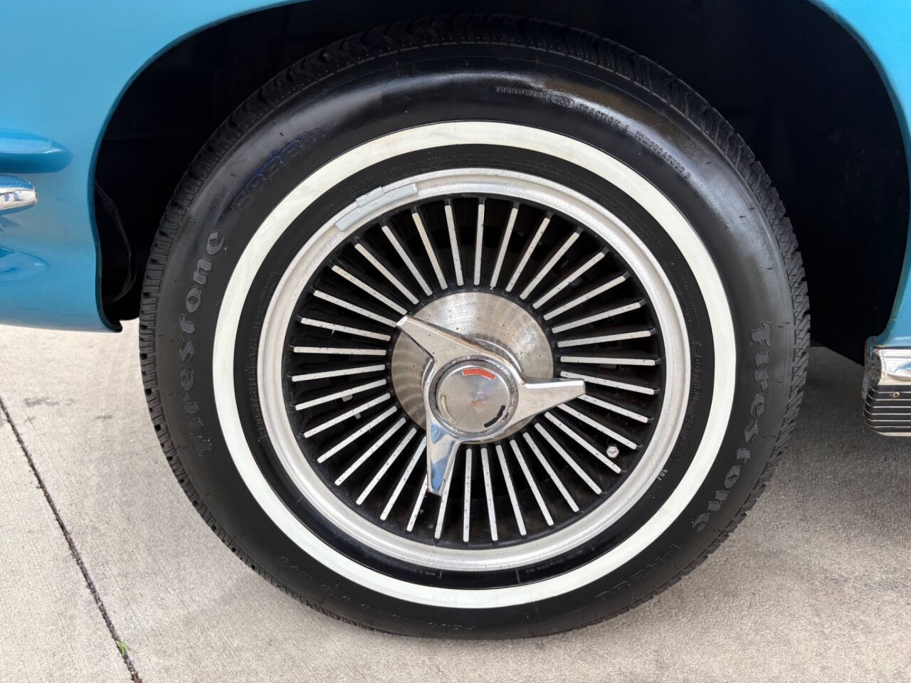 1966 Chevrolet Corvette 29