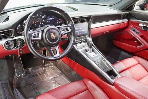 2019 Porsche 911 Carrera