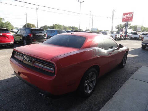 2016 Dodge Challenger SXT