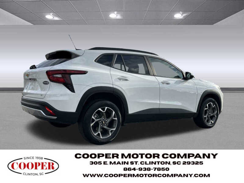 2024 Chevrolet Trax LT