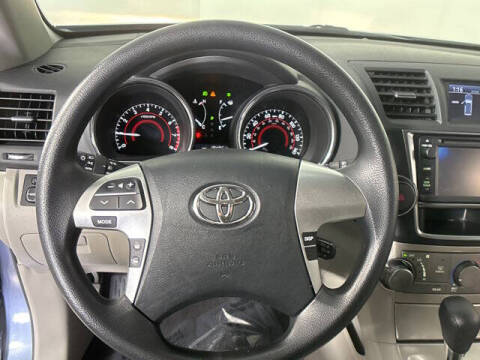 2013 Toyota Highlander Plus