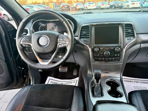 2017 Jeep Grand Cherokee Altitude