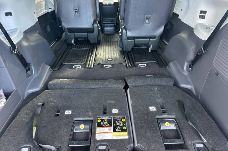 2024 Toyota Sienna XSE 7-Passenger