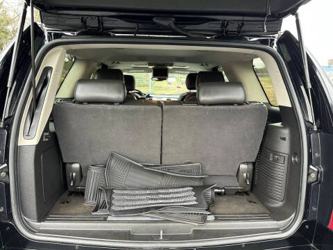 2014 Cadillac Escalade Luxury