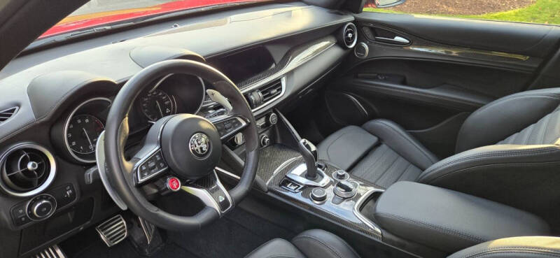 2023 Alfa Romeo Stelvio Quadrifoglio