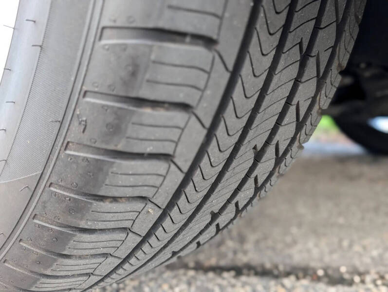 2021 Audi e-tron quattro Premium