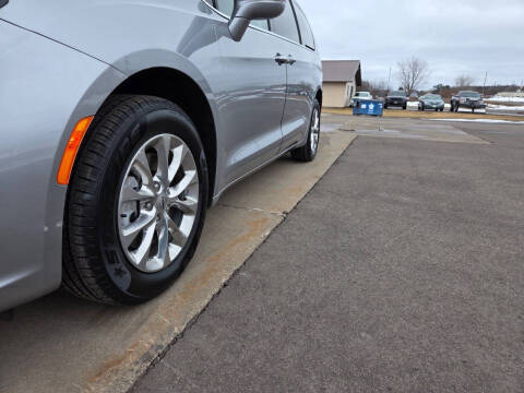 2021 Chrysler Pacifica Touring L