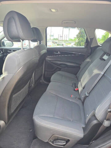 2016 Kia Sorento LX