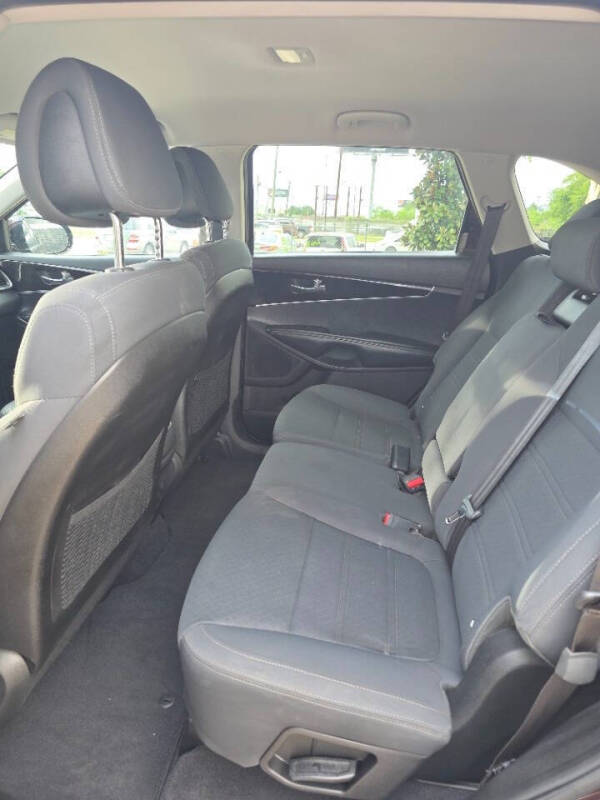 2016 Kia Sorento LX