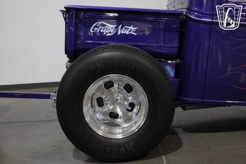 1933 Ford F-100