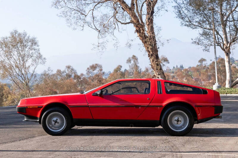 1981 DeLorean DMC-12