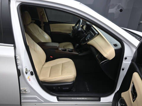 2016 Toyota Avalon Hybrid