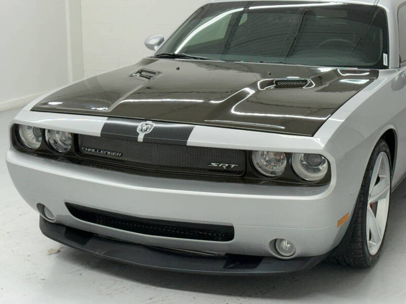 2008 Dodge Challenger SRT8