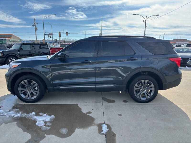 2023 Ford Explorer XLT