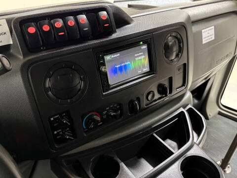 2016 Ford E-Series E-350 SD