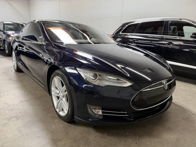 2015 Tesla Model S 85