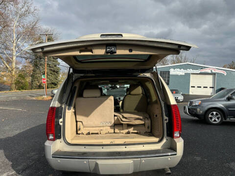 2012 Cadillac Escalade Luxury