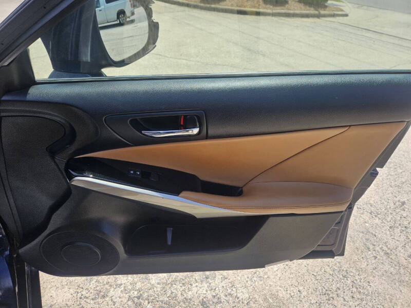 2015 Lexus IS 250