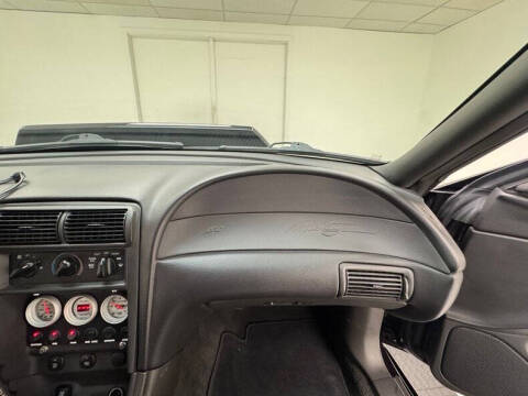 2000 Ford Mustang GT