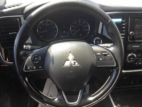 2018 Mitsubishi Outlander SE