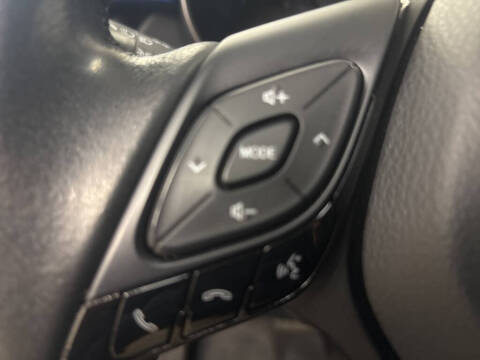 2021 Toyota C-HR XLE