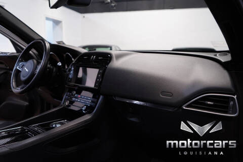 2018 Jaguar F-PACE 25t Premium