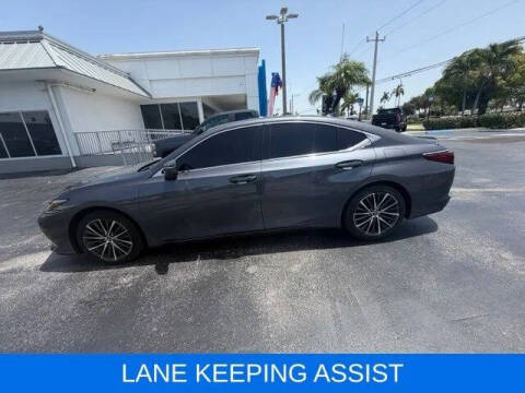 2022 Lexus ES 350
